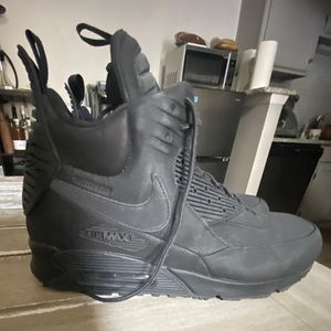 Nike Air Max 90 “Winter Boot”
